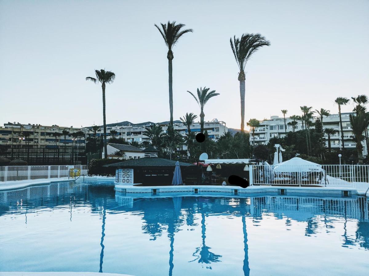 Golf Coast Los Alamos, Primera Linea De Playa Torremolinos Exterior foto